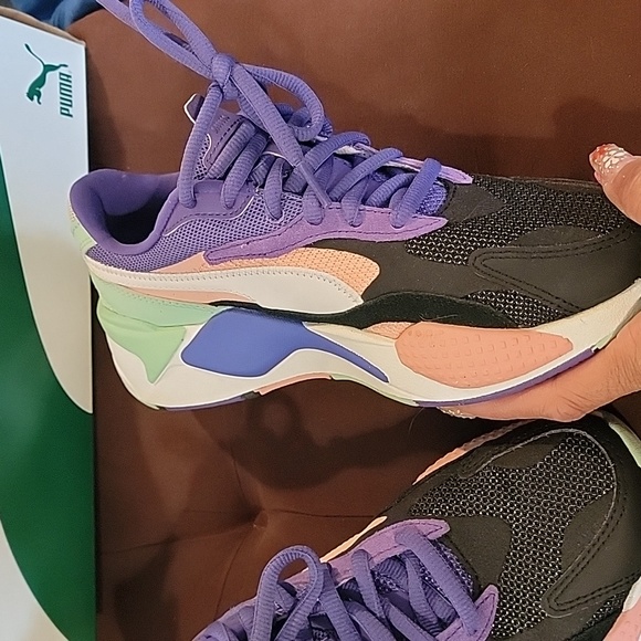 Puma - Picture 4 of 9